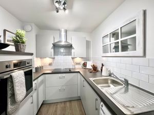 Kitchen- click for photo gallery